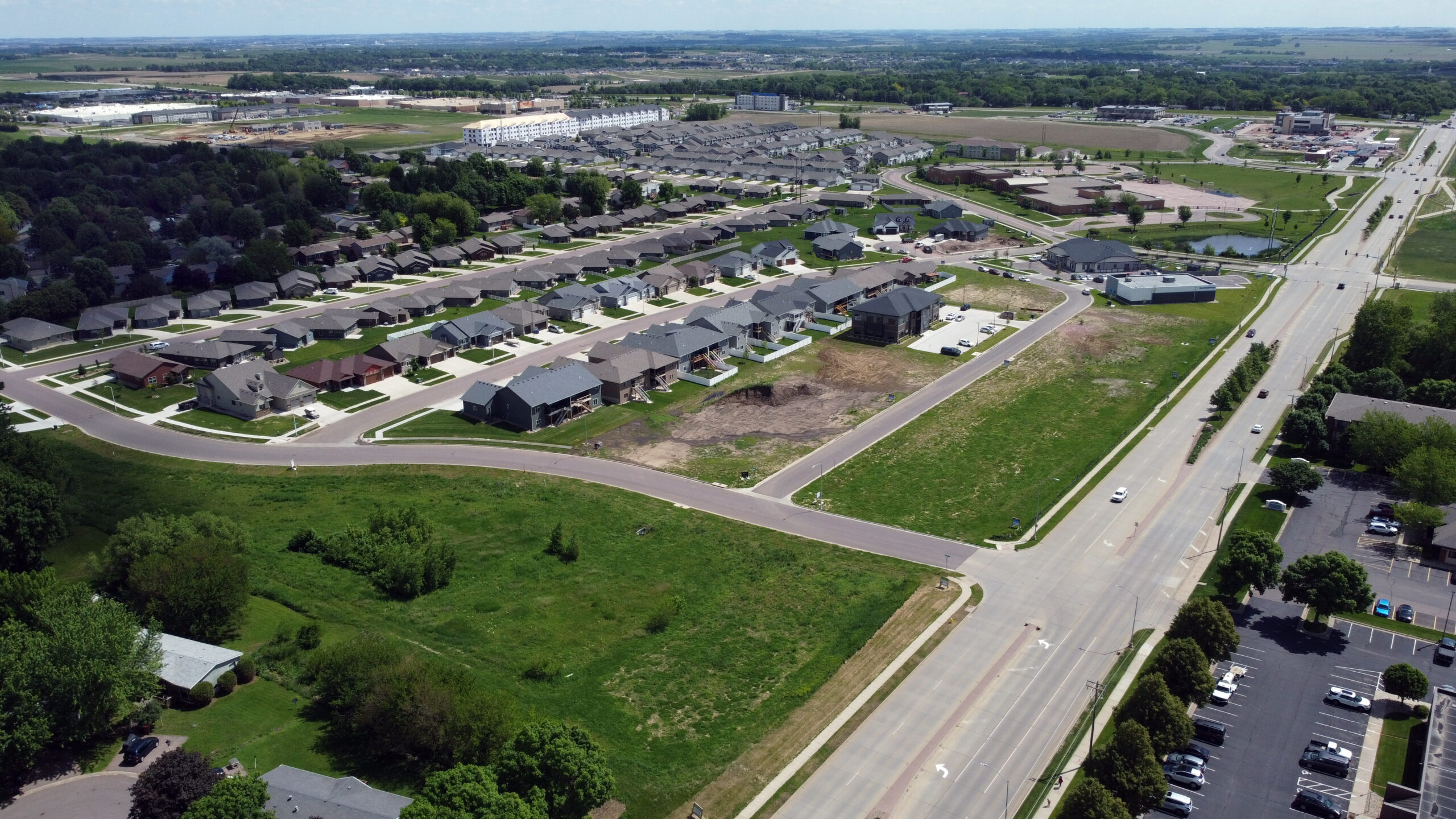 26th & Cynthia Office Lot at Dawley Farm Village 144,184.00 SF Land For Sale Sioux Falls