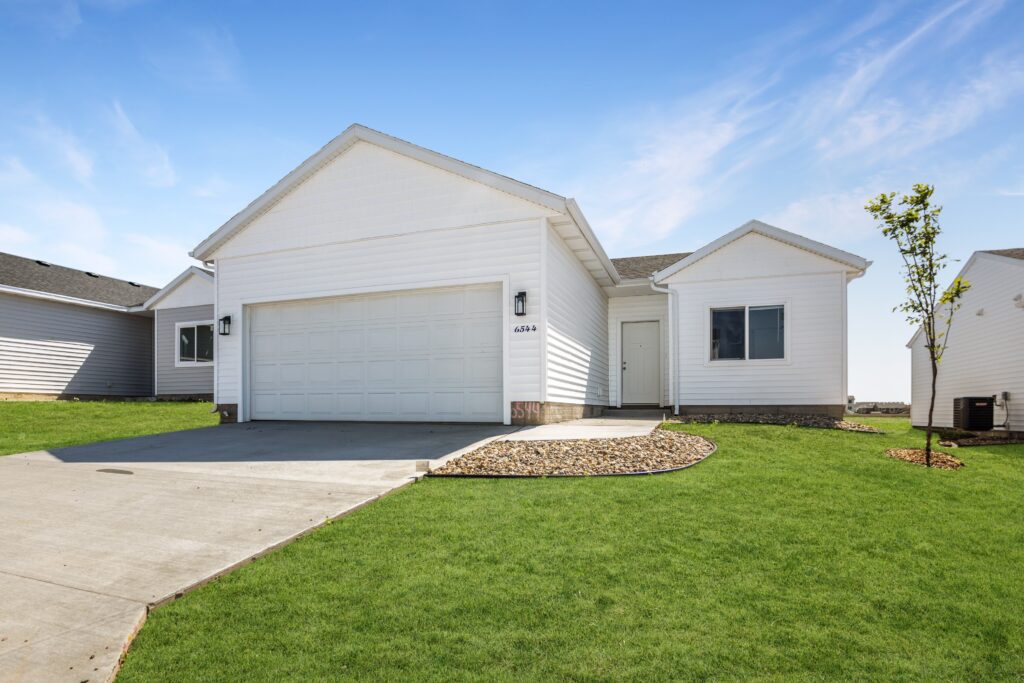 Willowbrook Village single family homes in Sioux Falls South Dakota