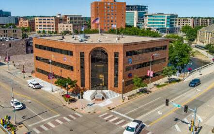 Commerce Center L102