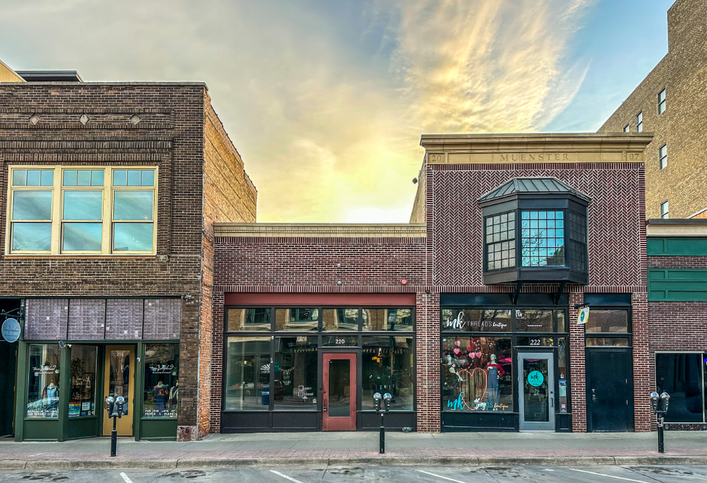 Phillips Avenue Storefront