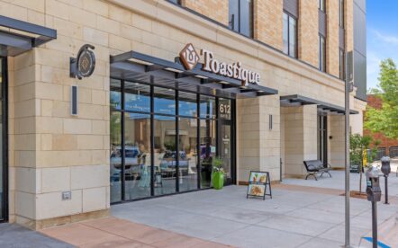 Toastique Brings Fresh, Natural Café And Coffee Bar To Block5