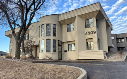 Louise Avenue Office Space