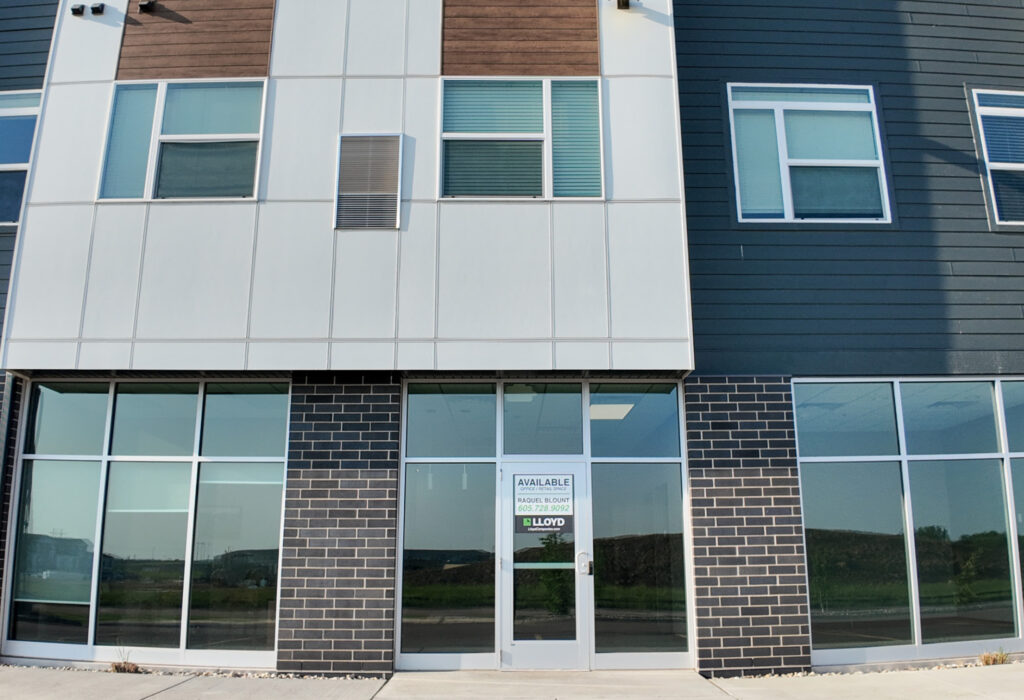 The Carlton | Suite 170