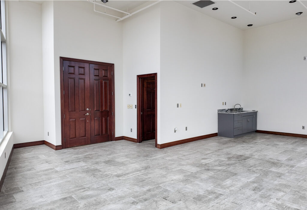 Platinum Center Office