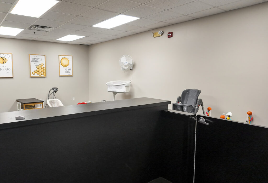 Flexible-use room with built-in counter and open floor area