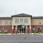Exterior entrance to Oakbrook I office building at 5024 S. Bur Oak Place in Sioux Falls