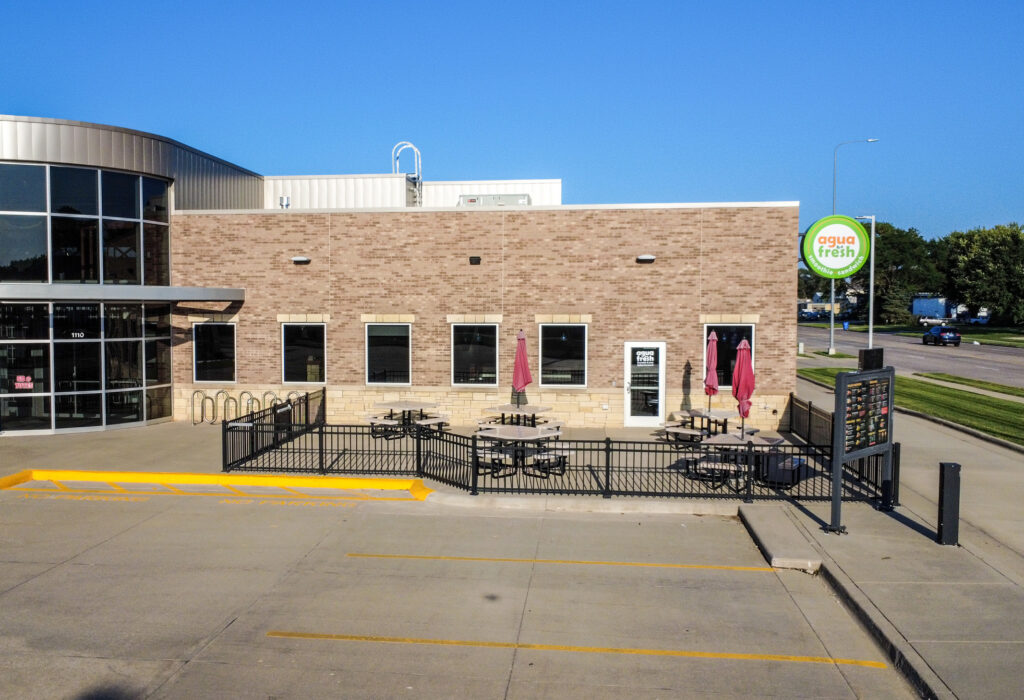 East Cherry Street retail building in Vermillion