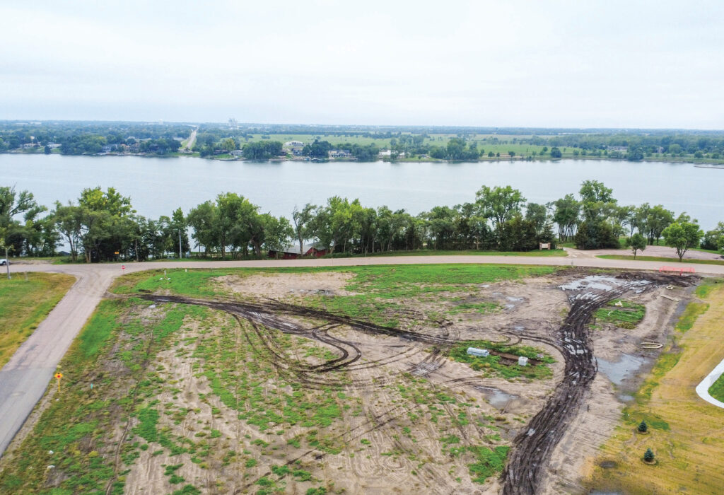 Lake Mitchell Land