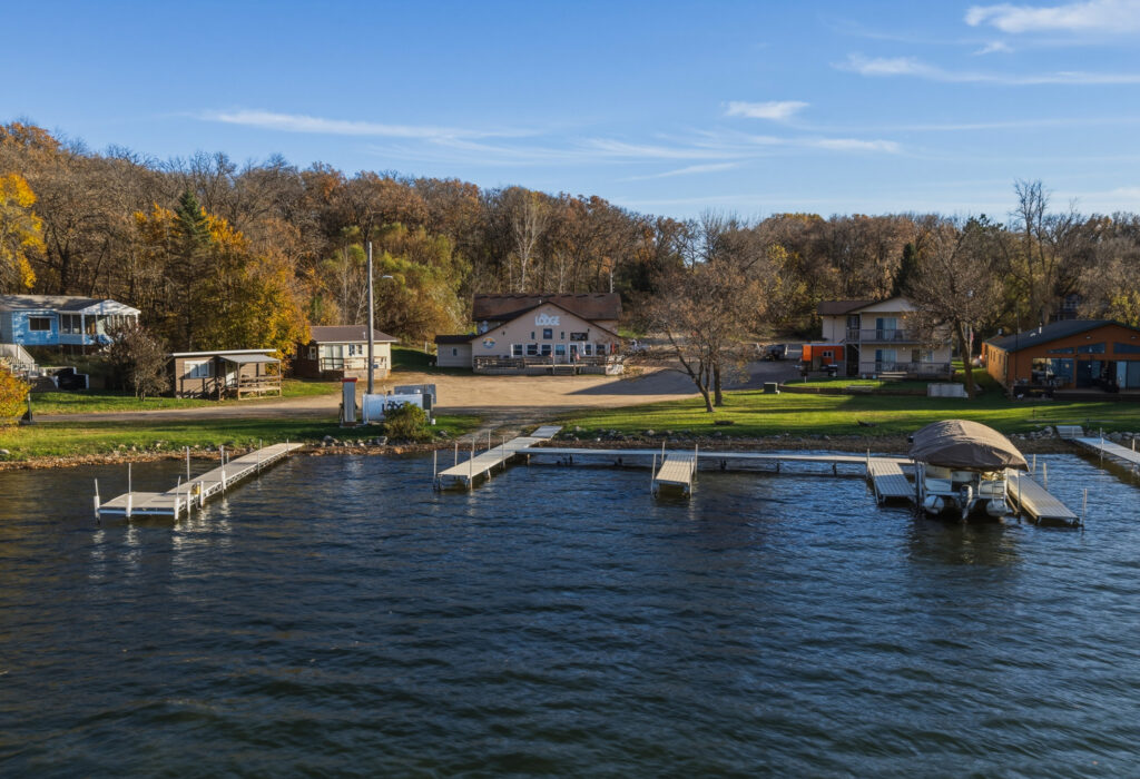 Pickerel Lake Lodge