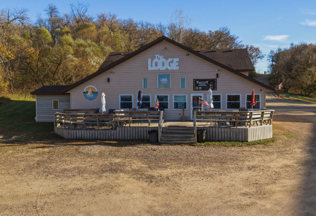 Pickerel Lake Lodge